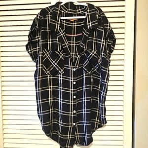 Jachs Girlfriend Cap Sleeve Black/White Plaid Flannel Top